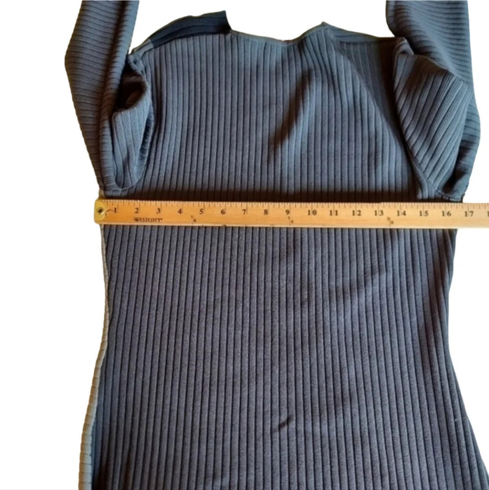 Cyrus Black Gray‎ Color Block Ribbed Knit - Picture 2 of 8